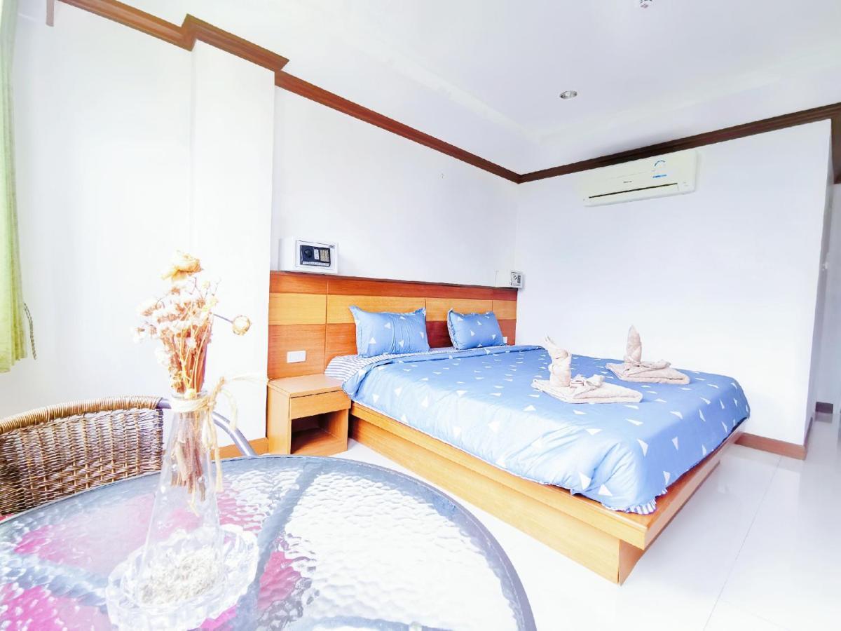 Hotel Lanting Patong Esterno foto