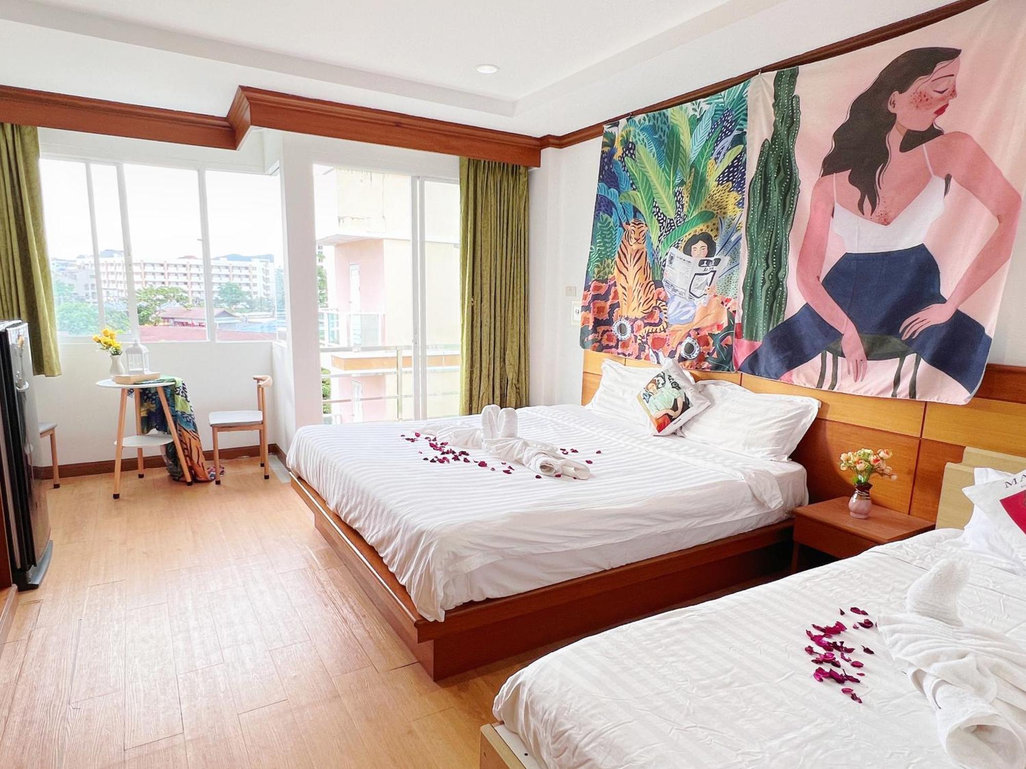 Hotel Lanting Patong Esterno foto